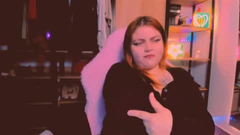 Khloe online show from 11, 4, 2026