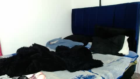 kratos_and_afrodita online show from 11, 11, 2025