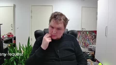 Snapshot of kresser199521 chatting on 2, 2, 2025 Kristian online show from 2, 2, 2025