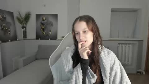 krisdoeil online show from 2, 2, 2026