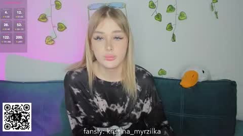 Snapshot of krisi_myrr chatting on 22, 4, 2026 Kristina3 online show from 22, 4, 2026