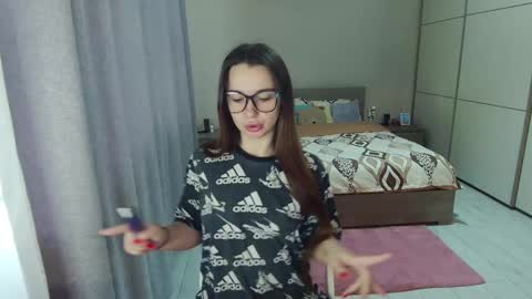 Snapshot of kristall_xxx chatting on 23, 4, 2026 twitter Annemarye 23 online show from 23, 4, 2026
