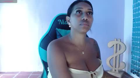 kristel_lee online show from 23, 10, 2025