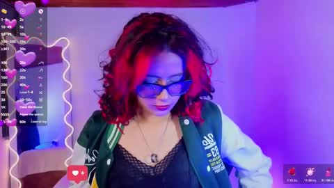 kristen_tay online show from 20, 10, 2025