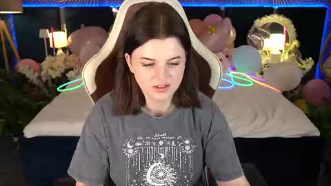 Snapshot of kristifoxy chatting on 19, 7, 2026 kristifoxy online show from 19, 7, 2026