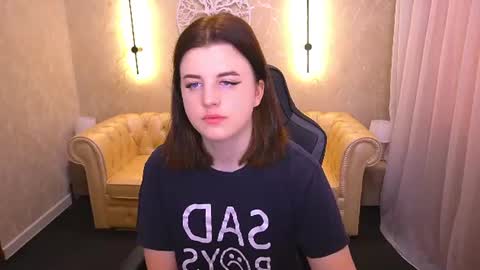 Snapshot of kristifoxy chatting on 24, 7, 2026 kristifoxy online show from 24, 7, 2026