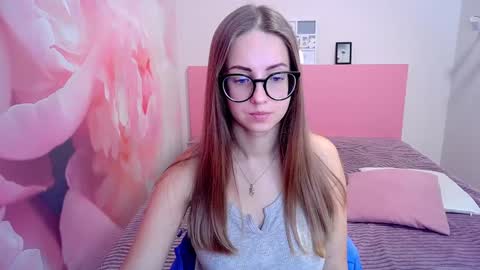 Kristina Adel online show from 2, 12, 2024