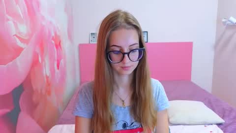 Kristina Adel online show from 8, 11, 2025