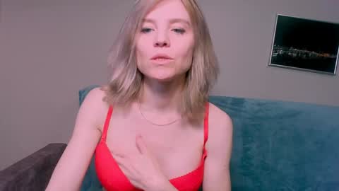 Snapshot of kristina_vagner chatting on 23, 4, 2026 kristina_vagner online show from 23, 4, 2026