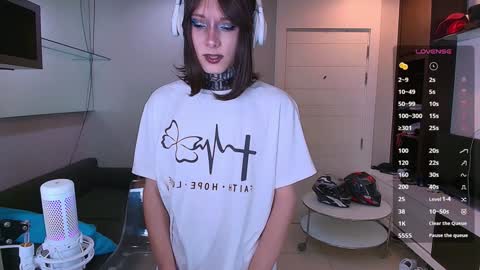 kristina online show from 2, 2, 2025