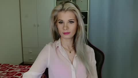 KristineAmore online show from 10, 2, 2026