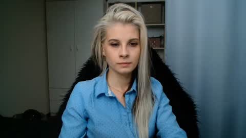 KristineAmore online show from 10, 7, 2026