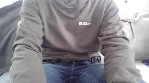 kristoffer220 online show from 9, 2, 2026