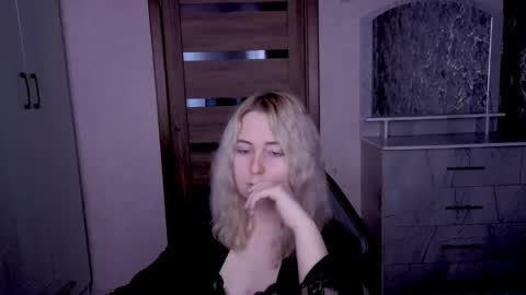 Kristy online show from 27, 4, 2026