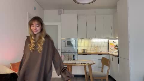 Snapshot of kristyspiritedaway chatting on 2, 10, 2025 Kristy Nip slip shady Best model on CB online show from 2, 10, 2025