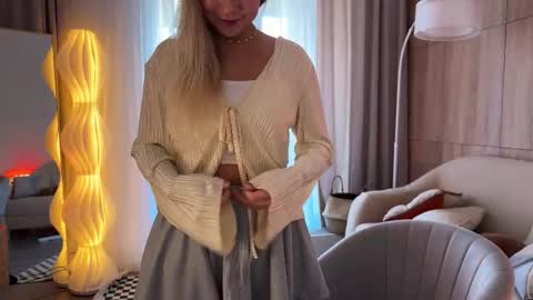 Snapshot of kristyspiritedaway chatting on 4, 11, 2025 Kristy Nip slip shady Best model on CB online show from 4, 11, 2025