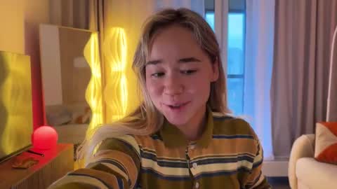 Snapshot of kristyspiritedaway chatting on 5, 11, 2025 Kristy Nip slip shady Best model on CB online show from 5, 11, 2025