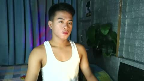 Snapshot of kritthanarkorn chatting on 17, 5, 2026 kritthanarkorn online show from 17, 5, 2026