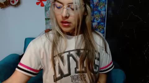Snapshot of kronikafuckass chatting on 24, 12, 2024 kronikafuckass online show from 24, 12, 2024