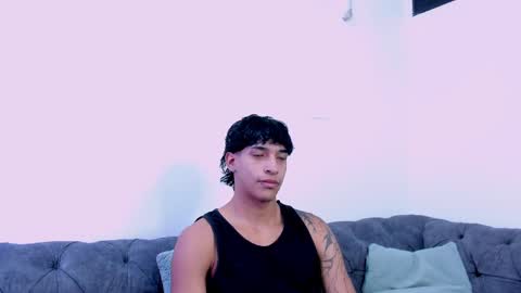 Kroy Wave  Muscle Tattoos Latino online show from 20, 5, 2026