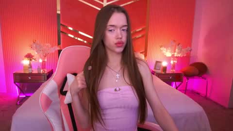 Snapshot of krys_tina chatting on 1, 5, 2026 krys_tina online show from 1, 5, 2026