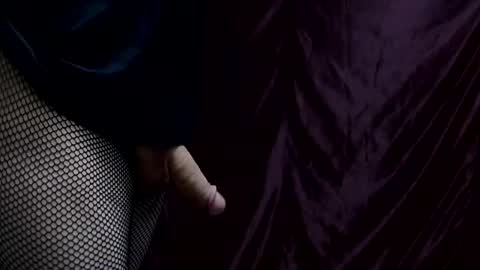 Krystalkummingss online show from 9, 11, 2025