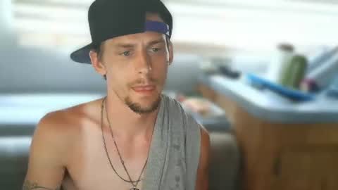 Snapshot of krytiar1992 chatting on 6, 6, 2026 krytiar1992 online show from 6, 6, 2026