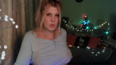 Annika  MTF ts post -op online show from 20, 12, 2024