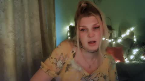 Annika  MTF ts post -op online show from 1, 2, 2025