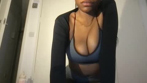 Snapshot of kulthum775 chatting on 16, 3, 2026 kulthum775 online show from 16, 3, 2026