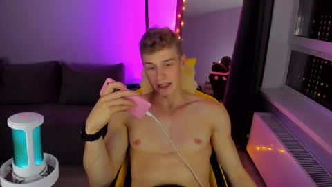 Snapshot of kurt_hanssen chatting on 16, 9, 2025 kurt_hanssen online show from 16, 9, 2025