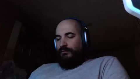 Snapshot of kuzmabig chatting on 17, 11, 2025 kuzmabig online show from 17, 11, 2025