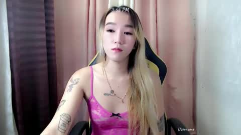 Snapshot of kweenie1026 chatting on 28, 2, 2026 kweenie1026 online show from 28, 2, 2026