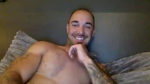 Snapshot of kylealyssa97 chatting on 31, 10, 2025 kylealyssa97 online show from 31, 10, 2025