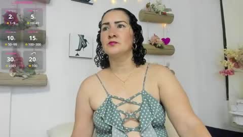 Snapshot of kyledoom_ chatting on 24, 6, 2026 K Y L E online show from 24, 6, 2026