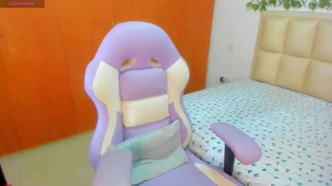 SOPHIA independent model  online show from 31, 1, 2026