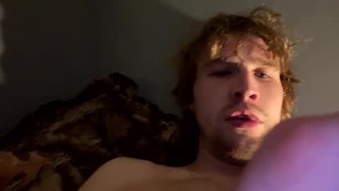 Snapshot of kylelovepussy69 chatting on 28, 2, 2025 kylelovepussy69 online show from 28, 2, 2025