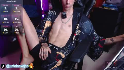 Snapshot of kyleowens_ chatting on 17, 12, 2025 Kyle online show from 17, 12, 2025