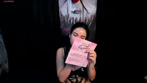 Snapshot of kylie_foxx1 chatting on 11, 9, 2025 submissive demon Please help me to reach 500 thumbs up online show from 11, 9, 2025