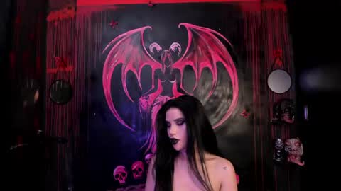 Snapshot of kylie_foxx1 chatting on 19, 6, 2026 submissive demon Please help me to reach 500 thumbs up online show from 19, 6, 2026