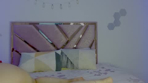 KYLIE online show from 25, 4, 2026