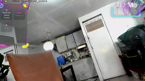 kylie online show from 24, 9, 2025