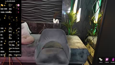 Snapshot of kylie_mellow chatting on 20, 1, 2025 Kylie online show from 20, 1, 2025