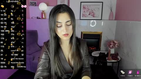 Snapshot of kylie_mellow chatting on 2, 2, 2025 Kylie online show from 2, 2, 2025