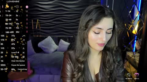 Snapshot of kylie_mellow chatting on 3, 2, 2025 Kylie online show from 3, 2, 2025