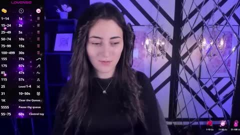 Snapshot of kylie_mellow chatting on 5, 3, 2025 Kylie online show from 5, 3, 2025