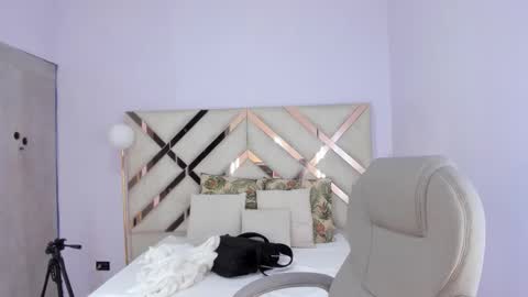 Kylie Reyes  online show from 2, 3, 2026