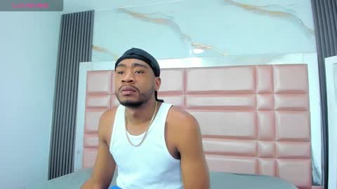 Kaylie And Jhony online show from 16, 12, 2025