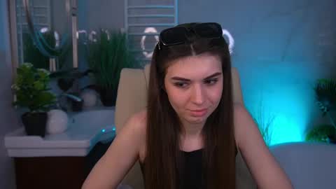 Nicole online show from 30, 5, 2026