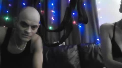 Snapshot of kyliekween chatting on 10, 3, 2026 KylieKween online show from 10, 3, 2026